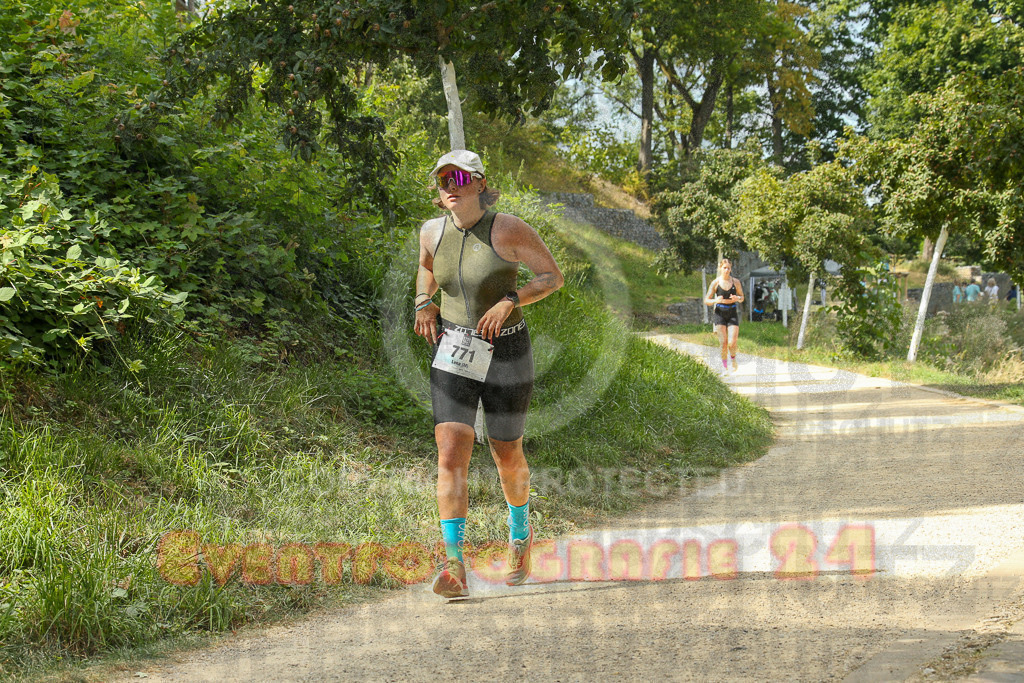 250824_1510_EX1_8612 | Sportfotografie im Rhein-Sieg Kreis, Köln, Bonn, NRW, Rheinland Pfalz, Hessen, etc. Unser Tätigkeitsfeld umfasst den Laufsport vom Volkslauf über den Marathon, Duathlon, Triathon bis zum Ultralauf wie Kölnpfad Ultra oder Schindertrail.