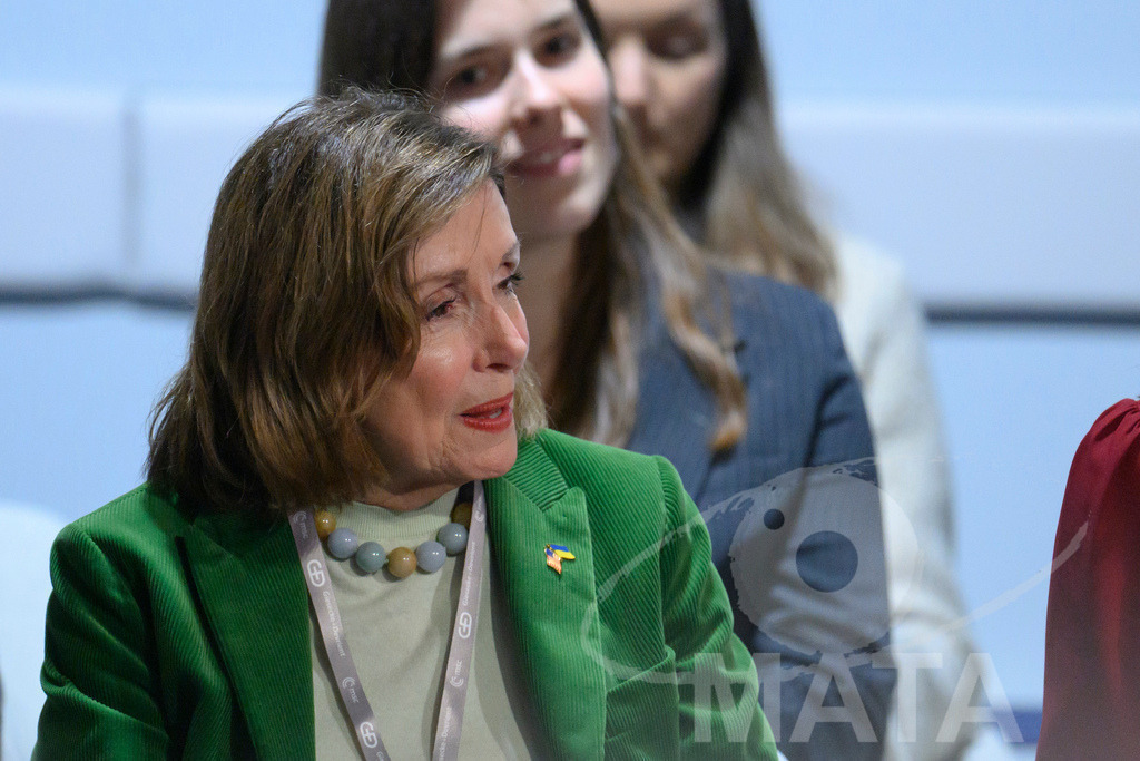 _DWA0298 | Nancy Pelosi auf der Veranstaltung Girls Just Want to Have Fundamental Rights: Fighting the Global Pushback im Rahmen der Münchner Sicherheitskonferenz 2026. München, 14.02.2026 Bayern Deutschland - Realisiert mit Pictrs.com