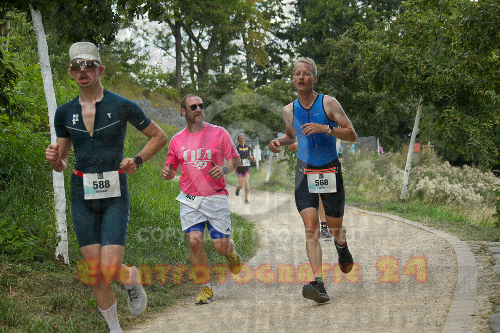 250824_1401_EX1_4668 | Sportfotografie im Rhein-Sieg Kreis, Köln, Bonn, NRW, Rheinland Pfalz, Hessen, etc. Unser Tätigkeitsfeld umfasst den Laufsport vom Volkslauf über den Marathon, Duathlon, Triathon bis zum Ultralauf wie Kölnpfad Ultra oder Schindertrail.