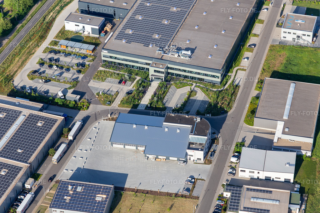 Luftbild: Ampco Pumps GmbH in Herxheim bei Landau im Bundesland Rheinland-Pfalz in Deutschland. Foto: IMG_132309.jpg vom 03.06.2022 durch Werner Riehm/FLY-FOTO.deAmpco Pumps