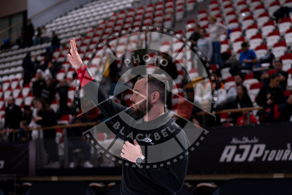 20241013PBB2322 | Athletes compete during the AJP Tour Europe Continental Jiu-Jitsu Amateurs & Masters Championship on October 13, 2024 in Almere near Amsterdam, Netherlands. © Chiara Dazi / photoblackbelt