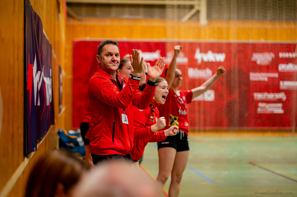 DSC_0042 | "Fussifoto.com – Ihr Ansprechpartner für hochwertige Fotografie! Entdecken Sie kreative Bilder und professionelle Dienstleistungen. Kontaktieren Sie uns für Ihre Projekte!"