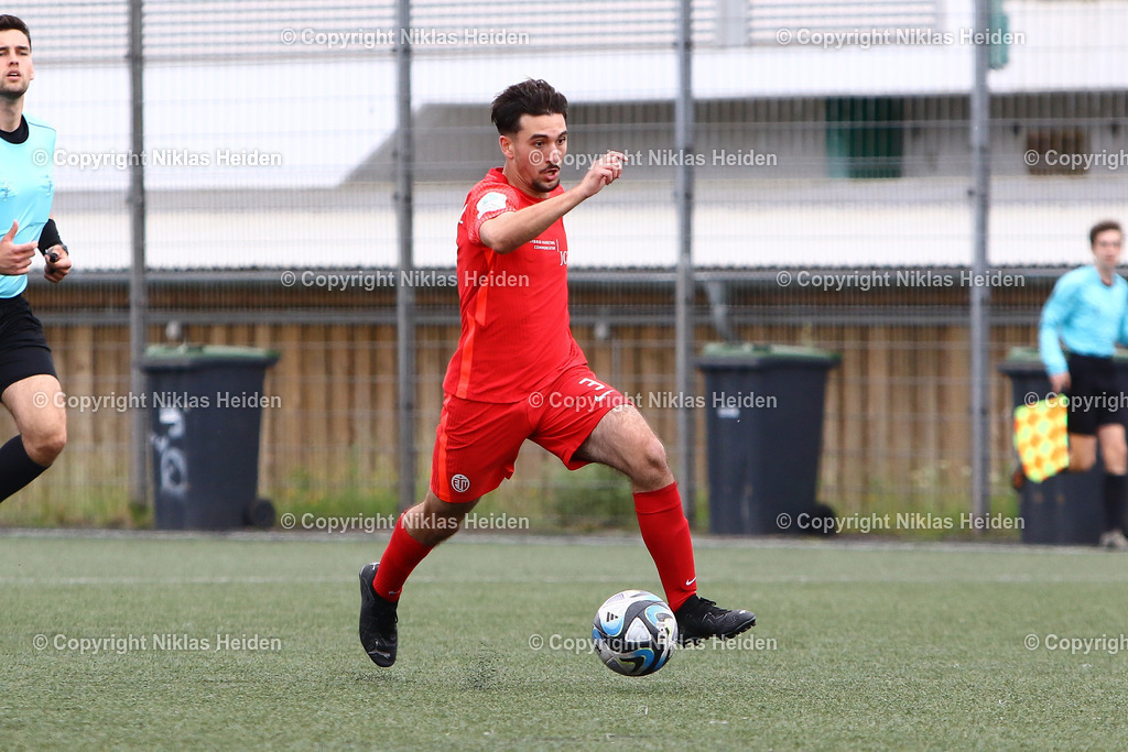 NH_VfBLübeckU19_EimsbüttelerTVU19_U19Regionalliga_02062024 | #3 Oguzhan Gücyeter (Eimsbütteler TV U19)Fußball I Junioren I A-Junioren Regionalliga Nord I Saison 2023-2024 I 25 Spieltag I VfB Lübeck U19 - Eimsbütteler TV U19 I 02.06.2024 I Lohmühle 4 Kunstrasen
