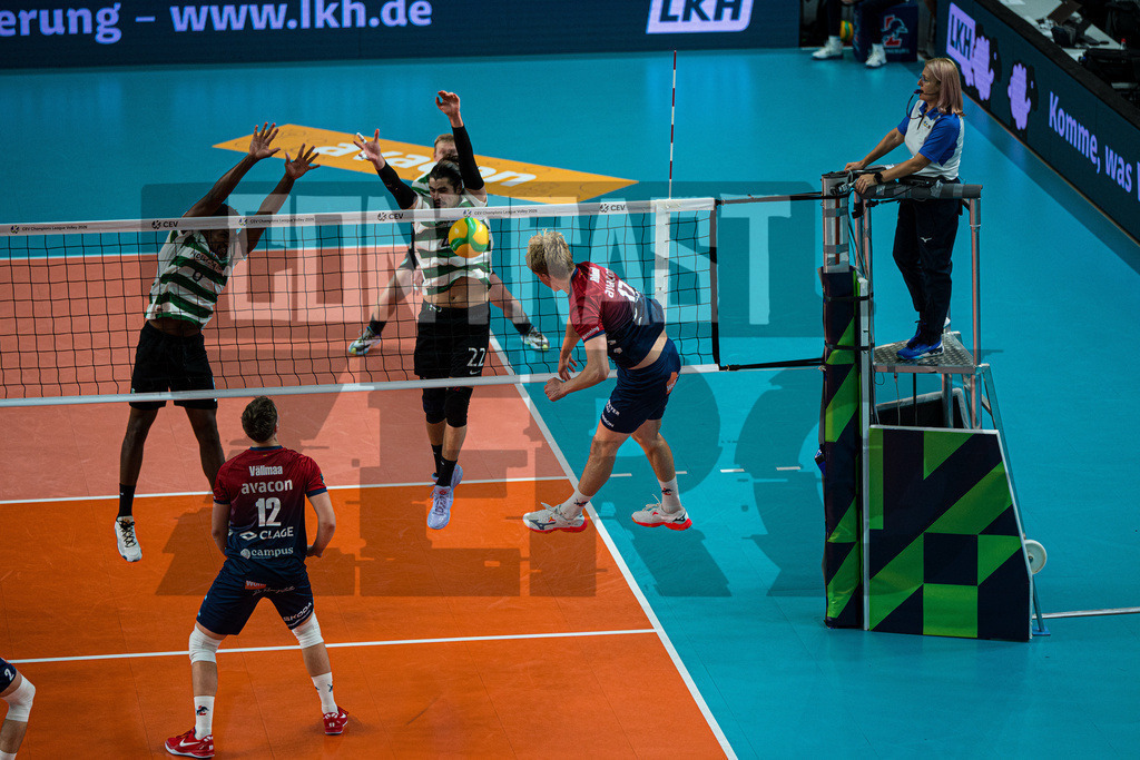 Volleyball I Herren I Saison 2025/2026 I CEV Champions League I CLVM69 I SVG Lüneburg - Sporting CP Lisboa | CONTRAST ZERØ MEDIA - Realisiert mit Pictrs.com