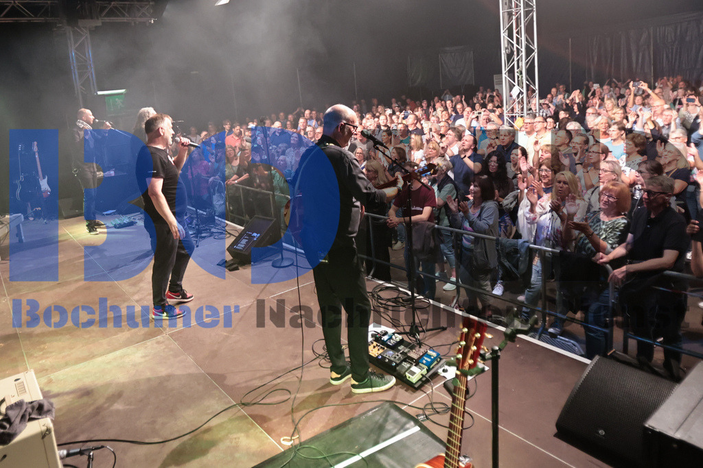 SES_GEBZFR20250828-71 | bond - Realisiert mit Pictrs.com