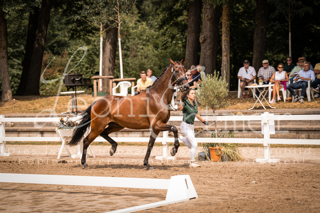 3.Fr00098 | Leoni Ertmer Photography - Realisiert mit Pictrs.com