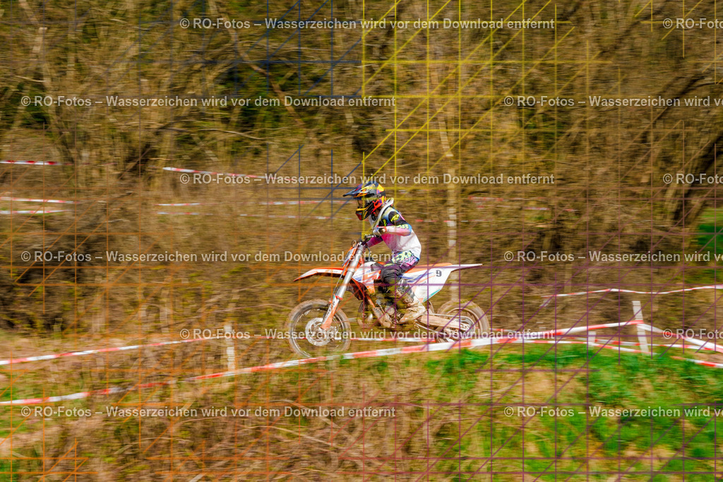 1 2 Lauf Mernes-512 | Sportfotografie von RO-Fotos: Motorsport, Motocross, Enduro, Laufveranstaltungen und Triathlon. Professionelle Fotos von Sportlern und Events. - Realisiert mit Pictrs.com