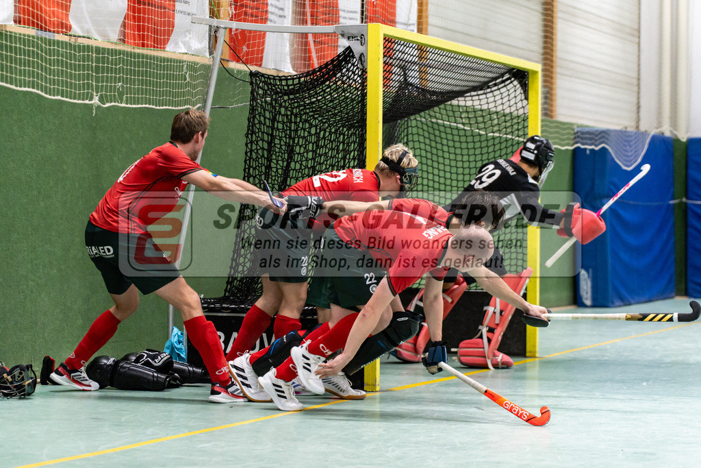 SFE_20250112_0097 | Köln, Deutschland, 12.01.2025:  ßHockey 1. Bundesliga Damen Rot-Weiss Köln - Crefelder HTC im KTHC Stadion Rot-Weiss Köln Tennis and Hockey Club am 12.01.2025 in Köln, Deutschland. (Foto von Stephan Fehrmann)Köln, Germany, 12.01.2025: ßHockey 1. Bundesliga Damen Rot-Weiss Köln - Crefelder HTC in KTHC Stadion Rot-Weiss Köln Tennis and Hockey Club at 12.01.2025 in Köln, Deutschland. (Foto from Stephan Fehrmann)