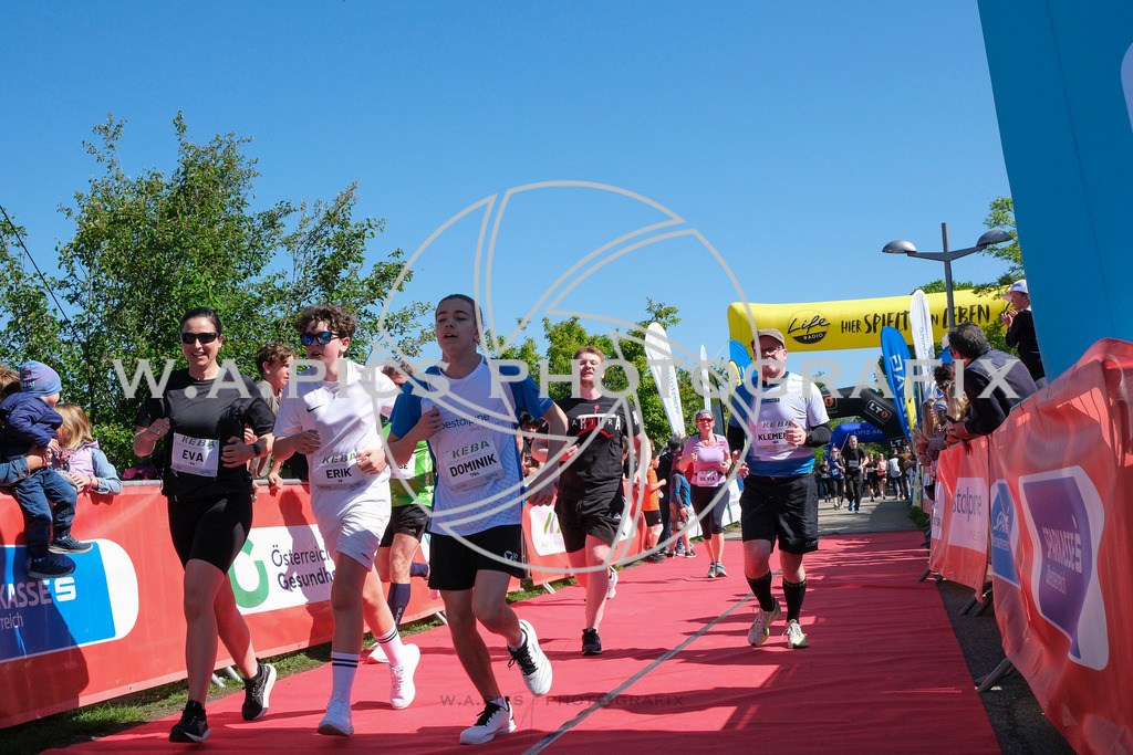 ..... | LINZ,AUSTRIA,27.April 24, Int. 3 Brückenlauf Linz  , Image shows: Photo: WAPICS / Michael ring
