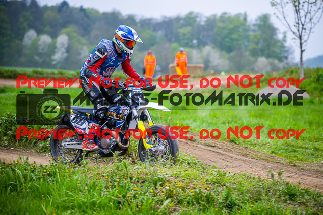 MaZZes_FotoMatrix_230507_7502 | UE40