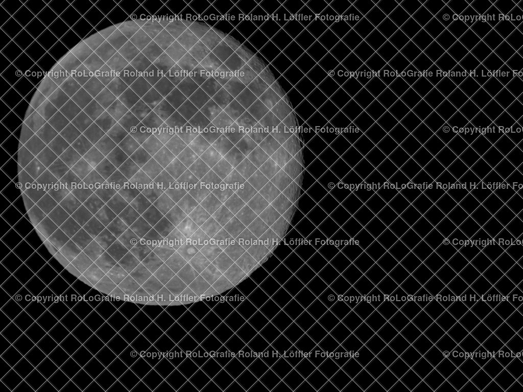 DSCN0203 | Vollmond, Halbmond, Blutmond - Realisiert mit Pictrs.com