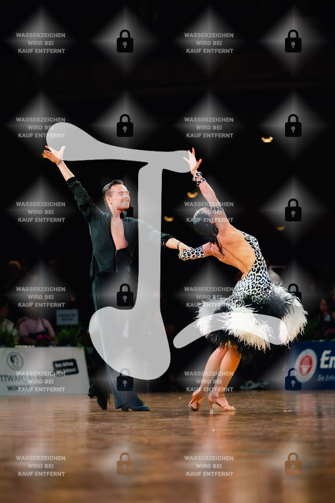 GOC 2025 - WDSF GrandSlam Latin 138th-139th (178) Robin Prause _ Alina Giersbeck (Germany)-2025-08-23-1369 | Webshop for digital downloads and prints of dance sport, event & show photographer Julian Link - Realisiert mit Pictrs.com