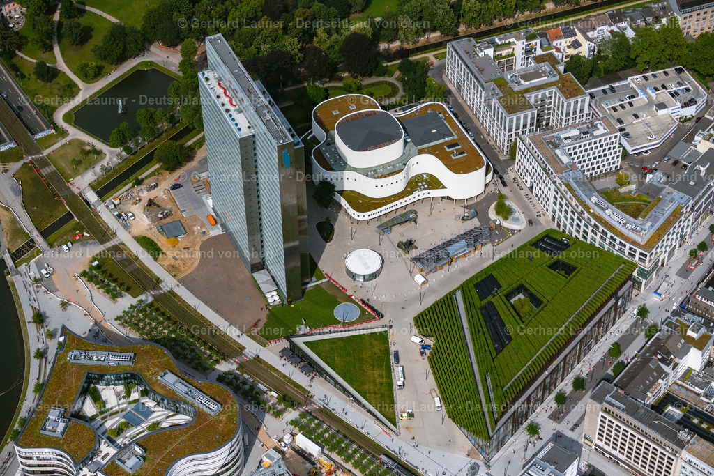 4049523 | Begrüntes Haus, Geschäfts- und Büro-Anlage „Kö-Bogen 2“Gustaf-Gründgens-Platz