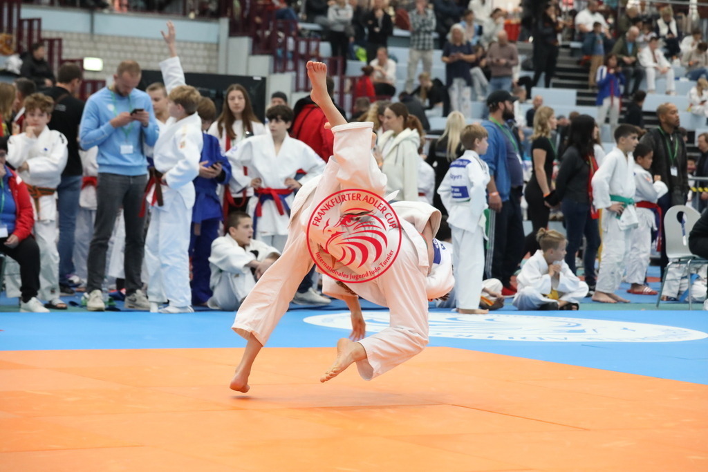 1J7A2873 | Fotos vom Adler Cup - Pictures from Adler Cup

Hier findet Ihr alle Eindrücke und großen Momente der Adler Cup Wochenenden. Here you will find all impressions and great moments of the Adler Cup weekends. - Realisiert mit Pictrs.com