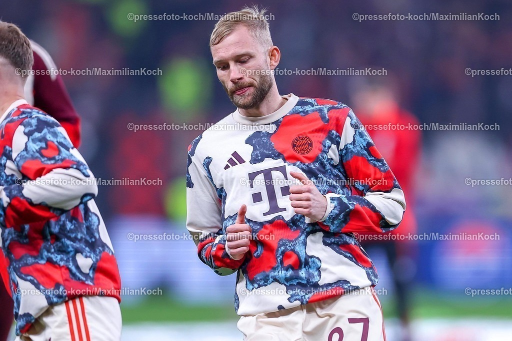 UCL11032502158 | 11.03.2025, Fußball, UEFA Champions League, Bayer 04 Leverkusen - FC Bayern München, Achtelfinale Rückspiel, BayArena, Saison 2024 2025: Konrad Laimer (FC Bayern #27)DFB regulations prohibit any use of photographs as image sequences and or quasi-video.