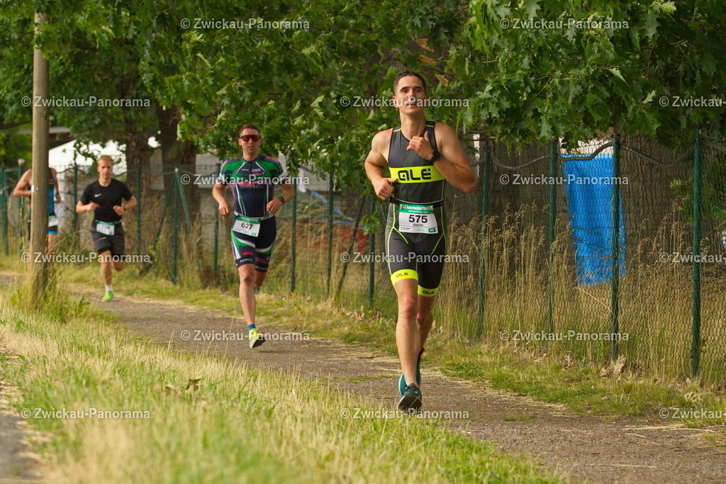 2023_0630_KoberTriathlon_Jeder0614 | Urban. Natur. Panorama. Luftbild. 
Der Bildershop für aufregende Perspektiven!
Für Deko, Wandbild und Kalender!
Wir bringen LED-Bilder zum Leuchten!
