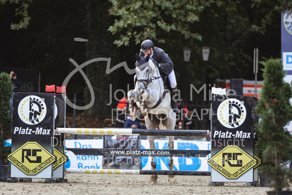 240912_OWLCh_AmateurS-229 | Deine schönsten Turniermomente als professionelle Fotos! Entdecke hochwertige Pferdesport-Fotografie im Online-Shop. Jetzt Fotos finden & bestellen!