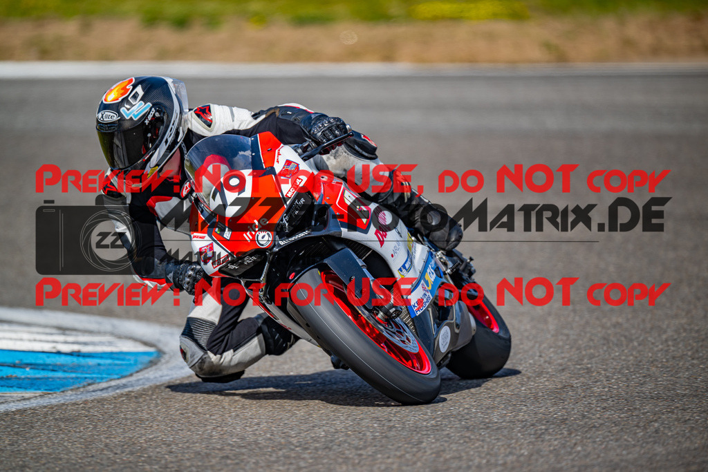 MaZZes_Fotomatrix_20260406_6007705_8449-2 | WEISS