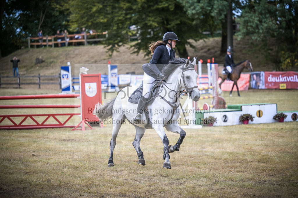 DOS_0280 | Entdecke hochwertige Reitturnierfotos von Foto Oger. Professionell, emotional und authentisch – jetzt Lieblingsmomente im Shop bestellen.Deutschlandweite Turnierfotografie. - Realisiert mit Pictrs.com