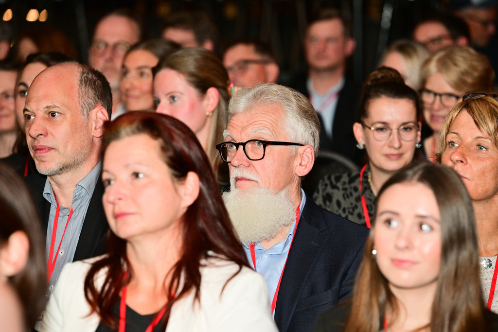 0121Media_V_Award_2025_Foto_Stefan_Wernz | Fotograf Köln - Realisiert mit Pictrs.com