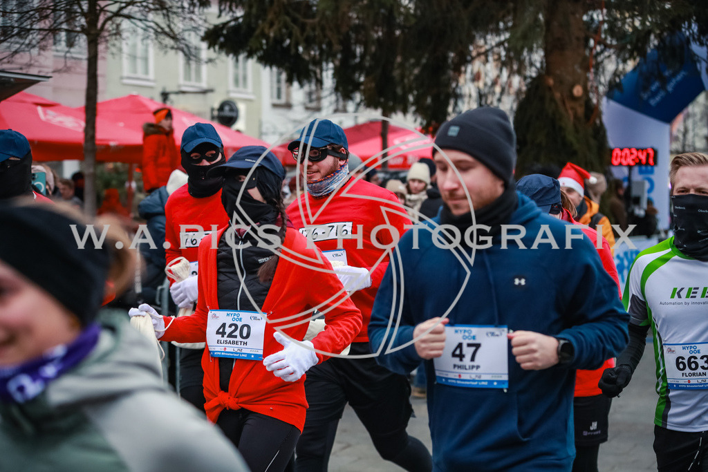 SILVESTERLAUF LINZ 25 | Linz, AUSTRIA, 31. Dezember 25, TRIRUN SILVESTERLAUF LINZ 25 , Image shows: 
Photo: WAPICS / BINDER Manuel