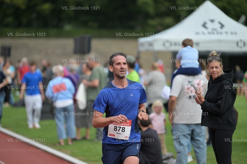2026-08-23_Sparkassenlauf_HM_KH_01246 | Die Fotografen - Realisiert mit Pictrs.com
