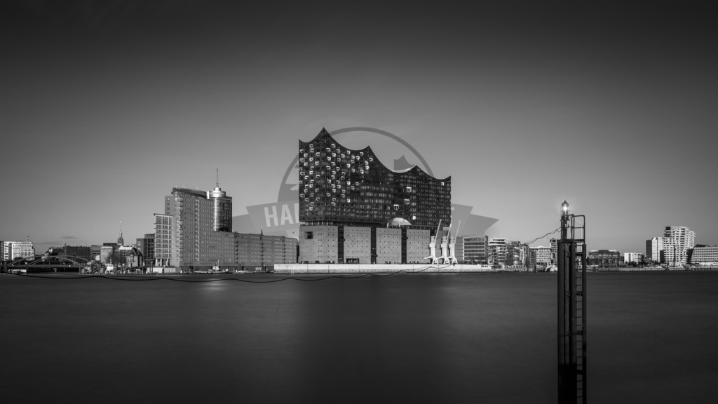 Hamburg-by-stativkunst.de-019 | Exklusive Hamburg collagen, tolle Segelbilder und viele weitere tolle Motive auf Leinwand, Poster, Alu-Dibond, u.v.m. findet Ihr bei uns auf hamburgbild.de. Findet Euer Wandbild für Euer Zuhause, Büro oder die  Praxis…. - Realisiert mit Pictrs.com