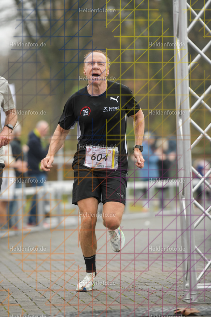 Neusser Erftlauf 2025  | 15km Neusser Erftlauf 2025 Foto: Heldenfoto.de