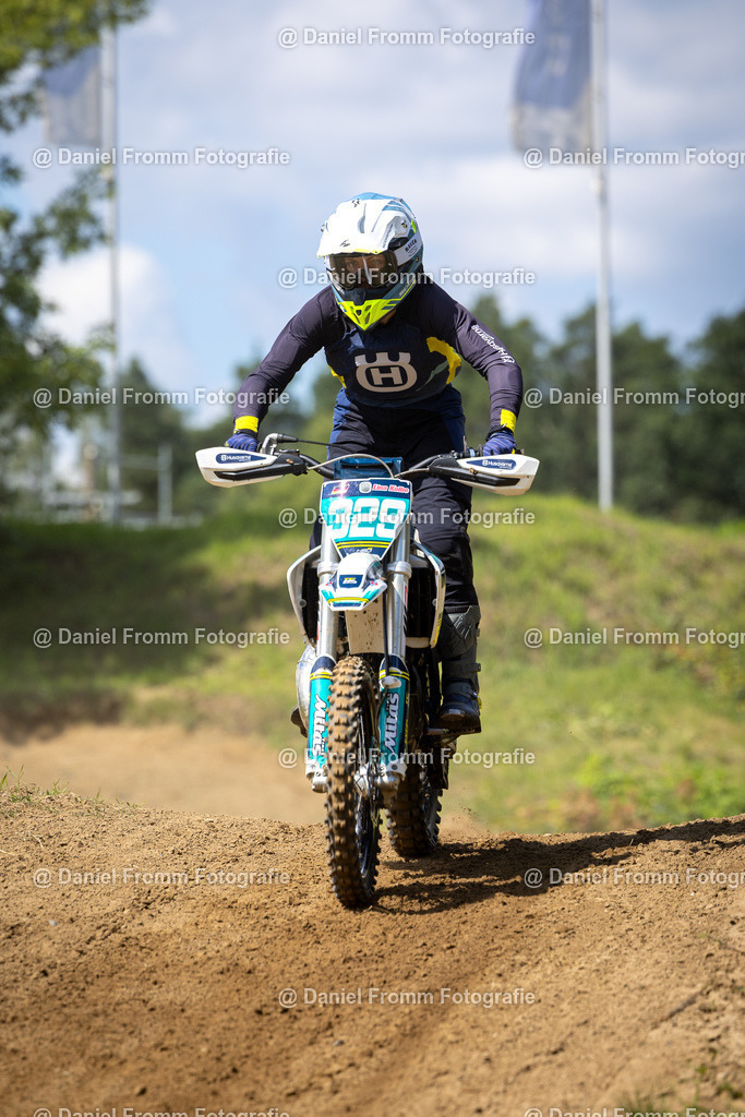 0V8A2067 | DanielFrommFotografie - Realisiert mit Pictrs.com