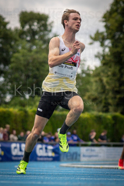 Juniorengala 2026; Mannheim, 14.06.2026 | MANNHEIM, GERMANY - JUNE 14, 2026 : Jari de Proft (BEL/Belgium) competing in the men’s 200m during the Juniorengala 2026 at Michael-Hoffmann-Stadion on June 14, 2026 in Mannheim, Germany.