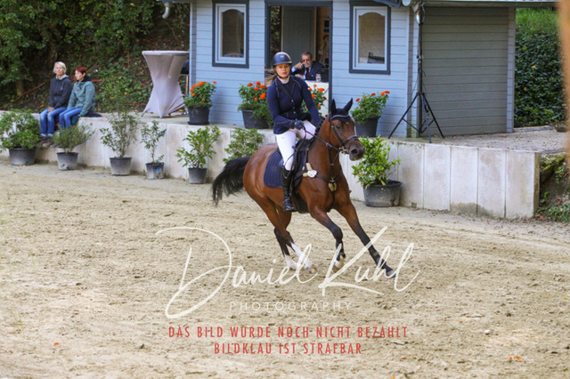 DKP42805 | Turniersportfotografie; Pferdefotografie; Dressurfotografie