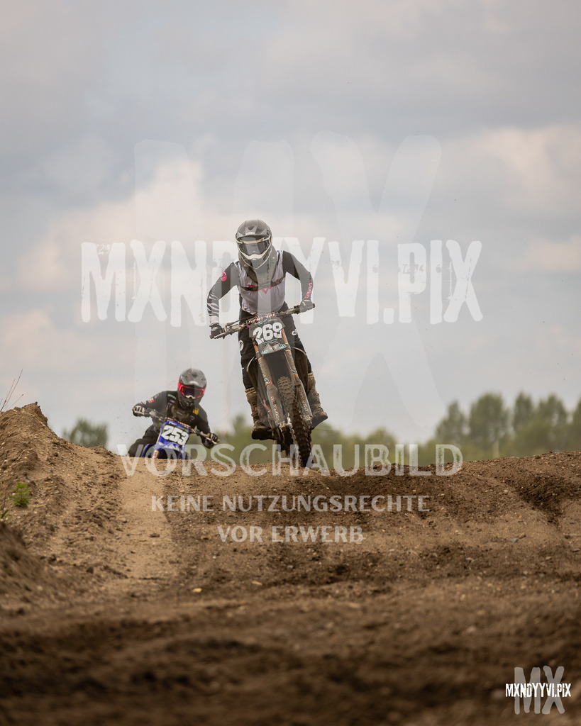 866A1592 | mxndyyvipix