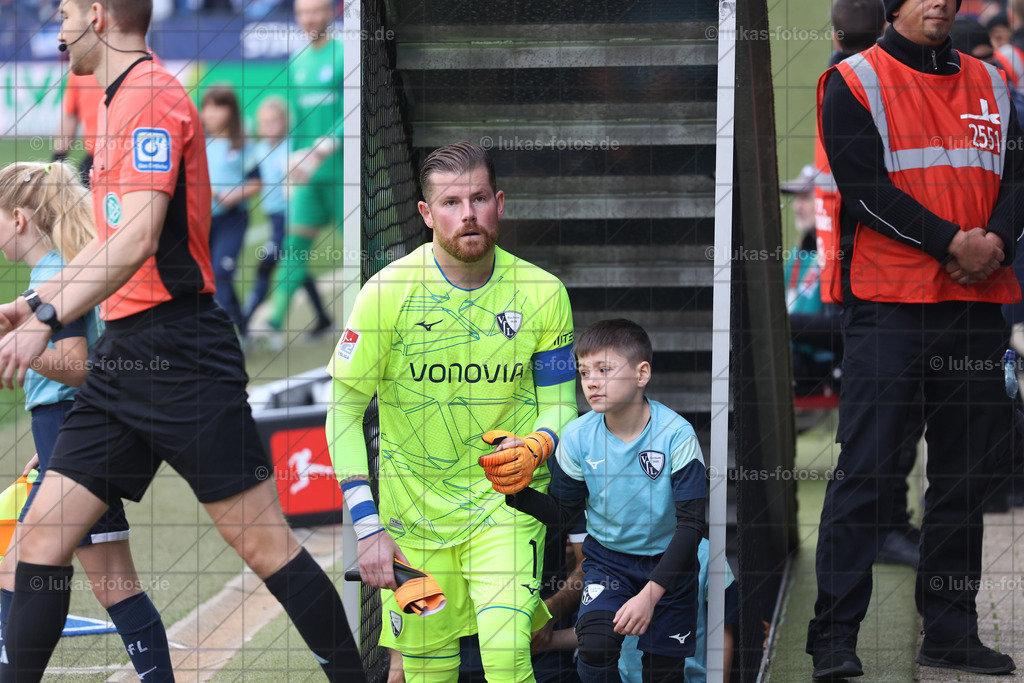 2025-11-02 Horn Bochum - Madgeburg Foto Lukas 006 | Luftbilder Castrop-Rauxel und Fotos vom VfL Bochum kaufen im Webshop der Bilder von Jens Lukas: lukas-fotos - Realisiert mit Pictrs.com