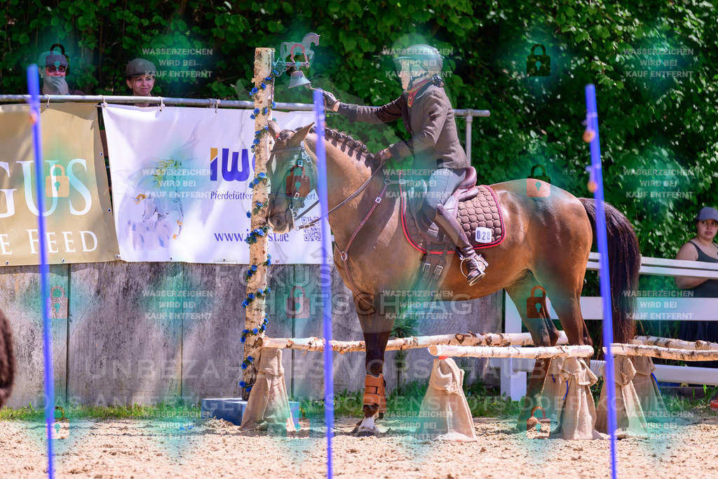 03052026-Giesenbach-05-Stiltrail-0423 | Fokus Hufschlag Fotografie - Realisiert mit Pictrs.com