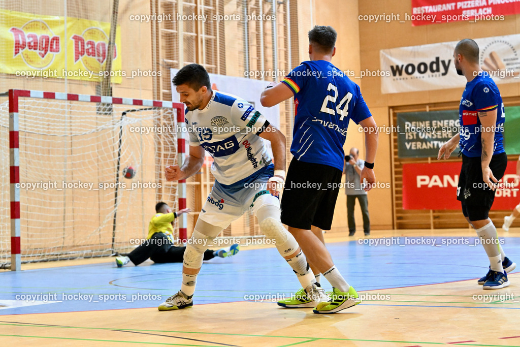 SC Ferlach vs. HC Linz AG 11.10.2023 | #39 HAMZIC Arnad HC LINZ, #24 JOVANOVIC Mladan SC Ferlach, SC Ferlach vs. HC Linz AG 11.10.2023, SC Ferlach vs. HC Linz AG am 11.10.2023 in Ferlach (Ballspielhalle Ferlach), Austria, (Photo by Bernd Stefan)