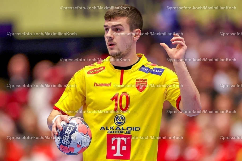 EHF16012602108 | 16.01.2026, Handball, Men's EHF EURO 2026, Dänemark - Nordmazedonien, Jyske Bank Boxen in Herning, Dänemark, Preliminary Round:  Marko Mitev (North Macedonia #10) 