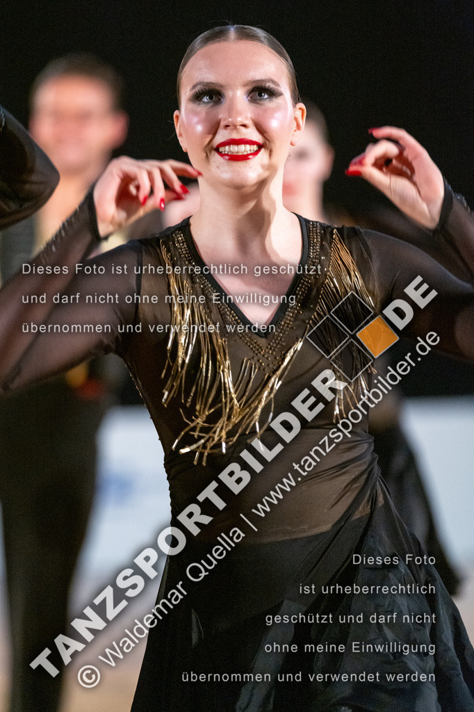 20250503-00419 | Hier finden Sie Tanz Bilder vom Latein und Standard Formationen tanzen. Sportbilder vom Tanzsport. Schöne Fotos und von Weltmeisterschaft, Europameisterschaft, Bundesliga, Regionalliga, Oberliga und Landesliga sowie von GOC Stuttgart, DanceComp, WM Bremen