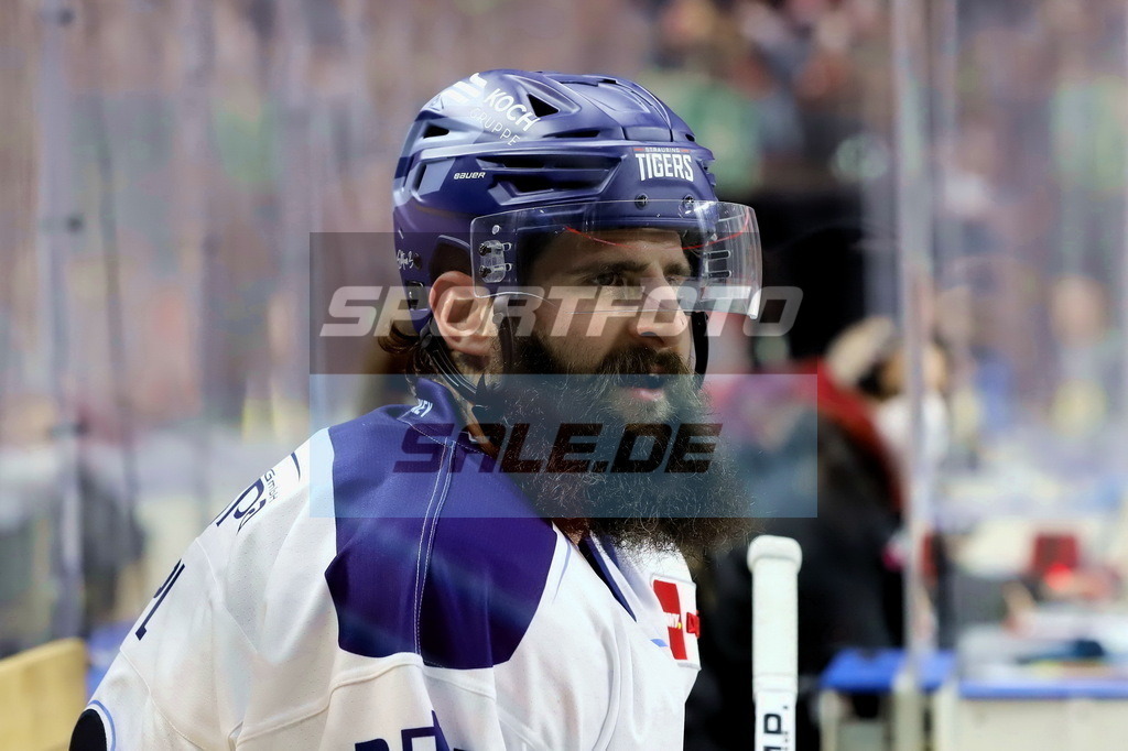 Cody Lampl - STR | Cody Lampl - STR - Realisiert mit Pictrs.com