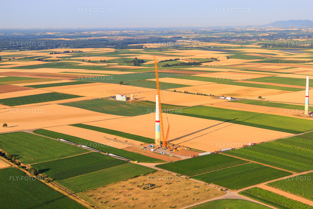 Luftbild: Windparkbaustellen in Offenbach an der Queich im Bundesland Rheinland-Pfalz in Deutschland. Foto: IMG_69694.jpg vom 04.07.2014 durch Werner Riehm/FLY-FOTO.de