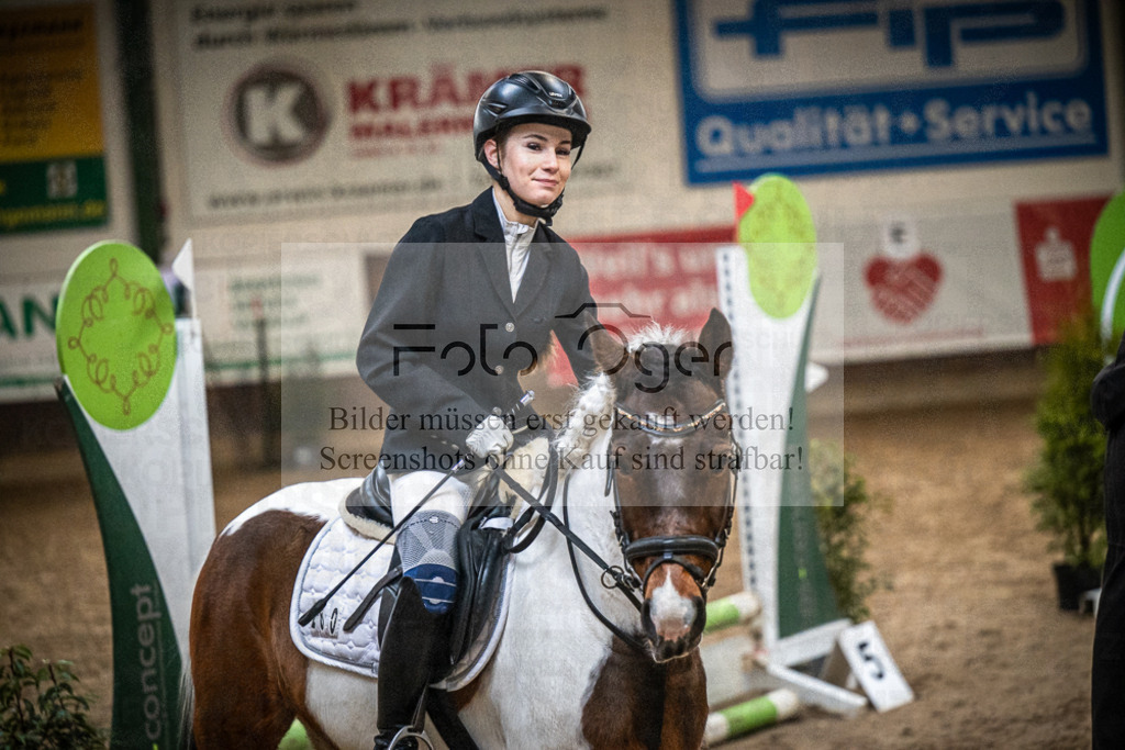 DOS_0029 | Entdecke hochwertige Reitturnierfotos von Foto Oger. Professionell, emotional und authentisch – jetzt Lieblingsmomente im Shop bestellen.Deutschlandweite Turnierfotografie. - Realisiert mit Pictrs.com