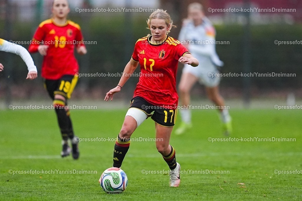 xYDRx26112502061 | 26.11.2025, xydrx, Fußball, Länderspiel, EM-Qualifikation U19-Frauen, Belgien - Deutschland, Sportschule Wedau: Lise Bal (BEL #17)