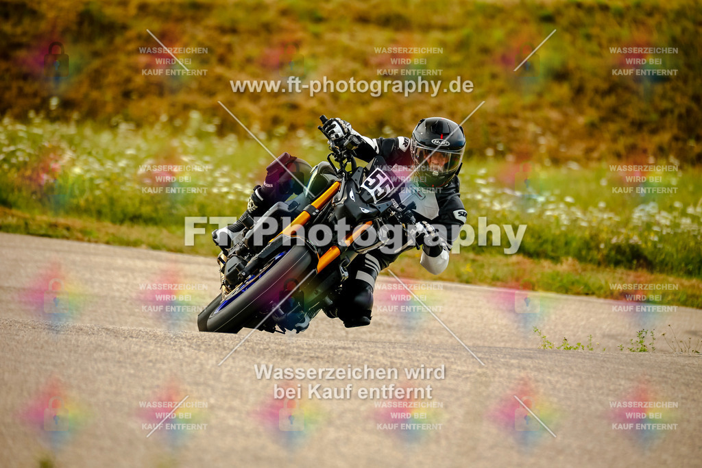 Chambley Juli-0727 | Hier findet Ihr Bilder von Touristenfahrten auf der Nürburgring Nordschleife oder von anderen Veranstaltungen die ich besucht habe. Viel Spass beim Durch Schauen 