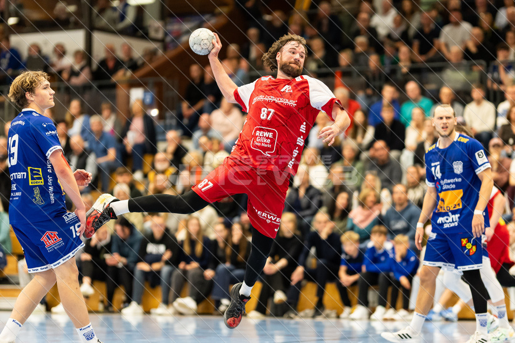 20251011_Picselweb-Fotografie_2R3_2342 | Lauro-Janis Strohtmann (19, VfL Fredenbeck), Philipp Dommermuth (87, Ahlener SG), Pelle Fick (14, VfL Fredenbeck) - Realisiert mit Pictrs.com