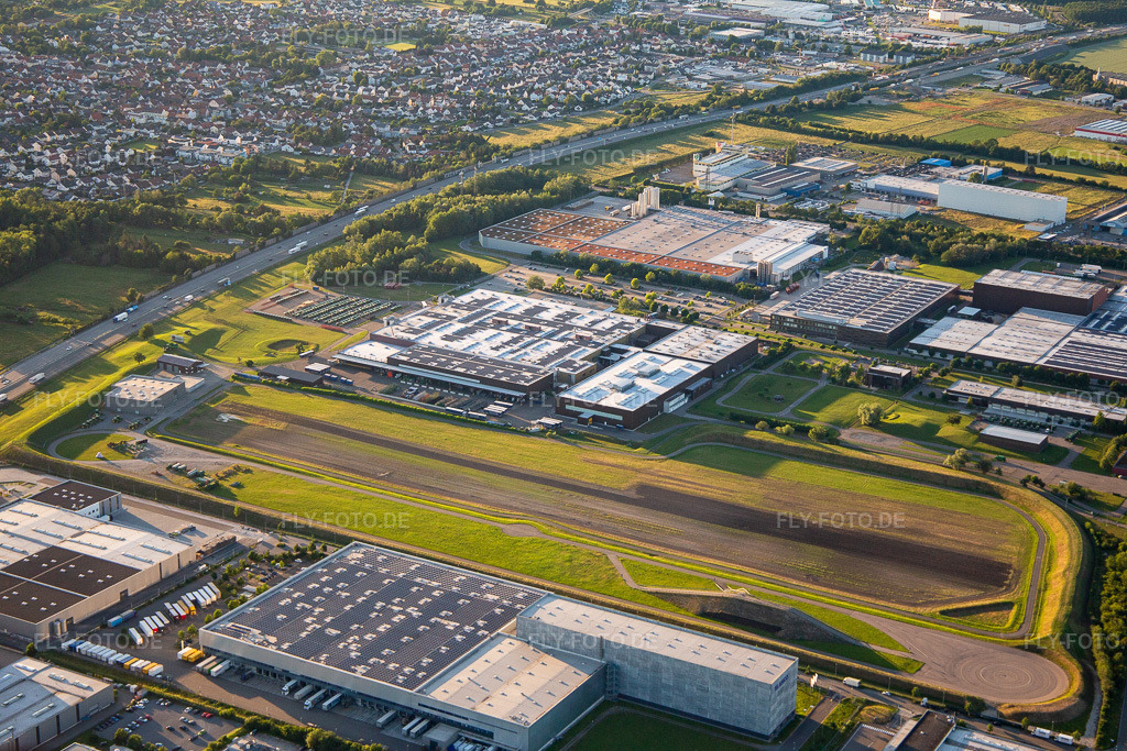 Luftbild: John Deere Training Center in Bruchsal im Bundesland Baden-Württemberg in Deutschland. Foto: IMG_115263.jpg vom 13.06.2019 durch Werner Riehm/FLY-FOTO.de