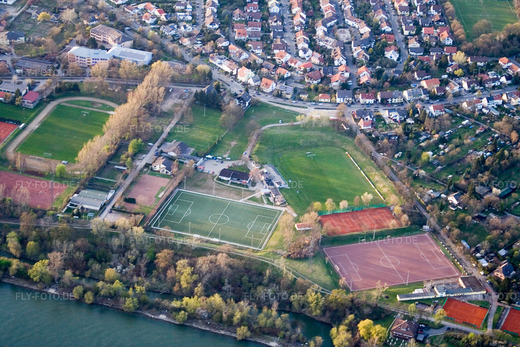 Luftbild: Sportanlagen VfL Kurpfalz im Ortsteil Neckarau in Mannheim im Bundesland Baden-Württemberg in Deutschland. Foto: IMG_10148.jpg vom 29.03.2008 durch Werner Riehm/FLY-FOTO.de