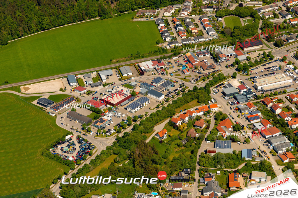 Das Luftbild zeigt :  Kaufbeuren - Die Luftaufnahme wurde 2024 vom UL-Flugzeug aus erstellt ( keine Drohne ) - Hochauflösende Luftaufnahme - Für grossformatige Ausdrucke geeignet. Die Geschenkidee !Mit Lizenz und Bildrechte bestellbar