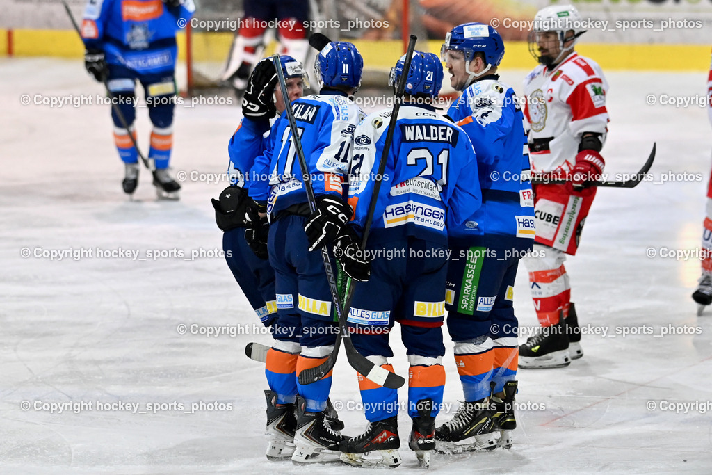 ESC Steindorf vs. ESV Ferlach  | Jubel ESC Steindorf, #21 Walder Patrik ESC Steindorf, #64 Stichauner Fabian ESC Steindorf, #11 Kalan Luka ESC Steindorf, #46 Maurer Julian ESC Steindorf, ESC Steindorf vs. ESV Ferlach , ESC Steindorf vs. ESV Ferlach  am 15.02.2026 in Steindorf (Ossiachersee Halle), Austria, (Photo by Bernd Stefan)