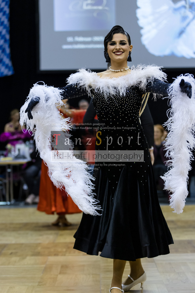 20241102_DC_HGR_Std_08462 | Tanzsportbilder, Standardtanz, Lateintanz, WDSF, DTV, LTVB, dancecomp, goc, hessen tanzt, blaues band der spree, walzer, tango, wiener walzer, slowfox, quickstepp, samba, rumba, cha-cha-cha, paso doble. jive, hd-kroft photography, turniertanzsport