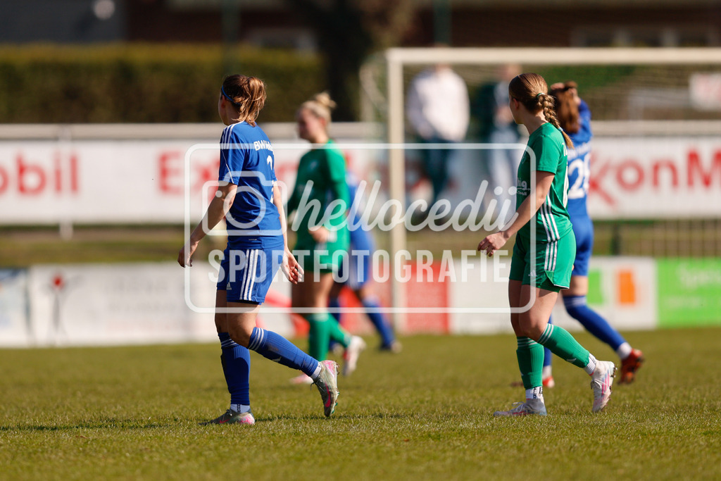 Fußball I Frauen I Saison 2025-2026 I Oberliga Niedersachsen I 17. Spieltag I TuS Lutten - BW Hollage-51 | realhellocedii - Realisiert mit Pictrs.com