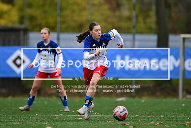 Fußball I Juniorinnen I Saison 2025-2026 I Regionalliga Nord I 7. Spieltag I Hamburger SV U17 - SpVg Aurich U17 I 02534 | Der Sportfotograf. - Realisiert mit Pictrs.com